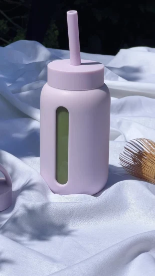Glas-Wasserflaschen mit Trinkzeiten, 27-Unzen-Wasserflasche mit Silikonhülle, motivierende Wasserflasche mit Zeitmarkierung, Wasserflasche