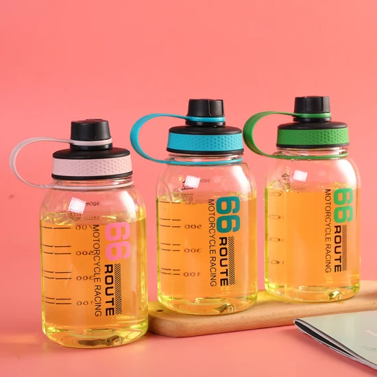 Tragbare, große Kapazität, 900 ml, praktische transparente Fitness-Sport-Wasserflasche